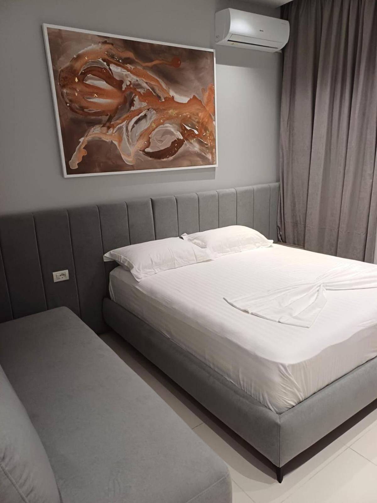 Hotel Summer Wlora
