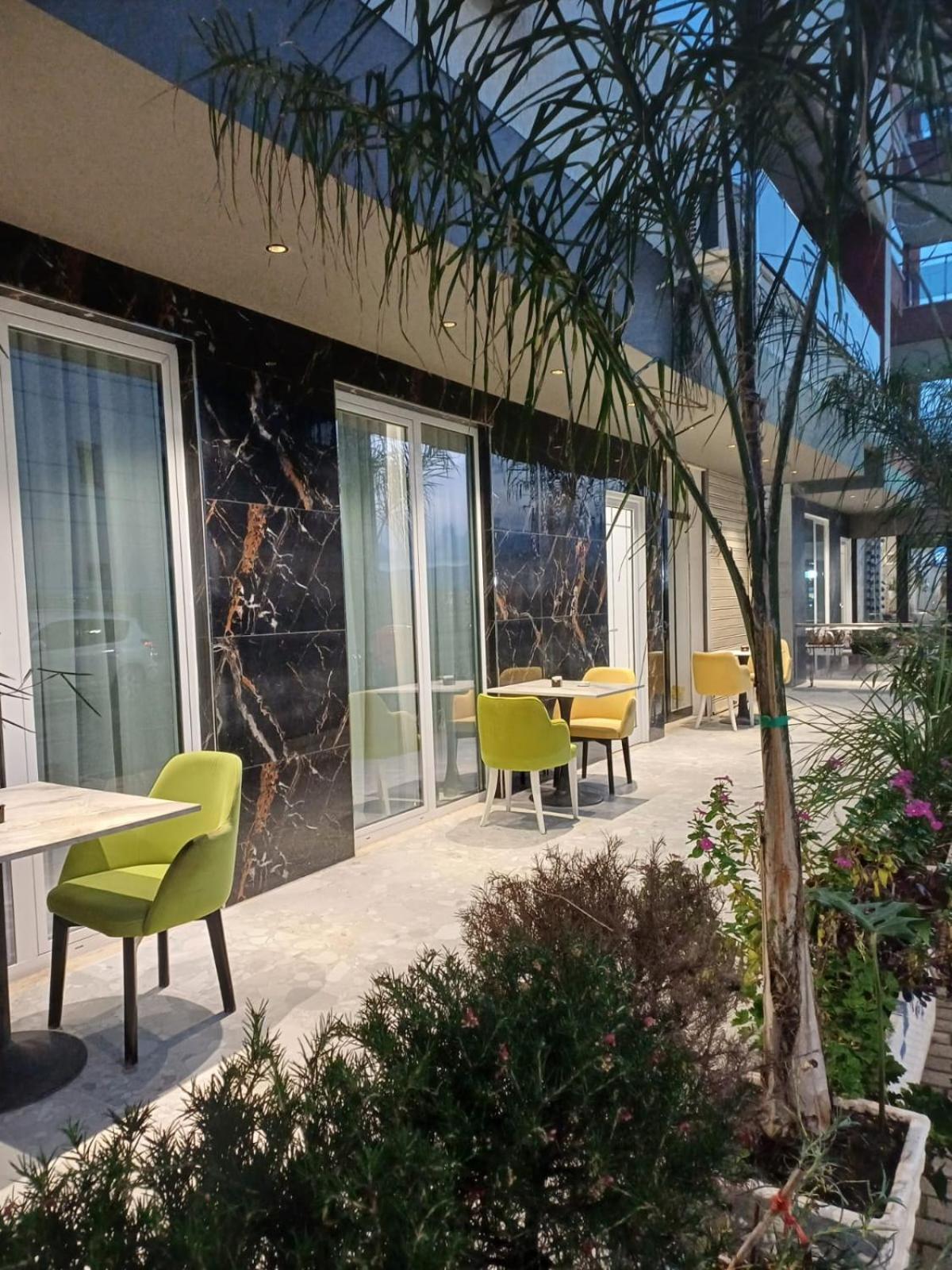 Hotel Summer 4*