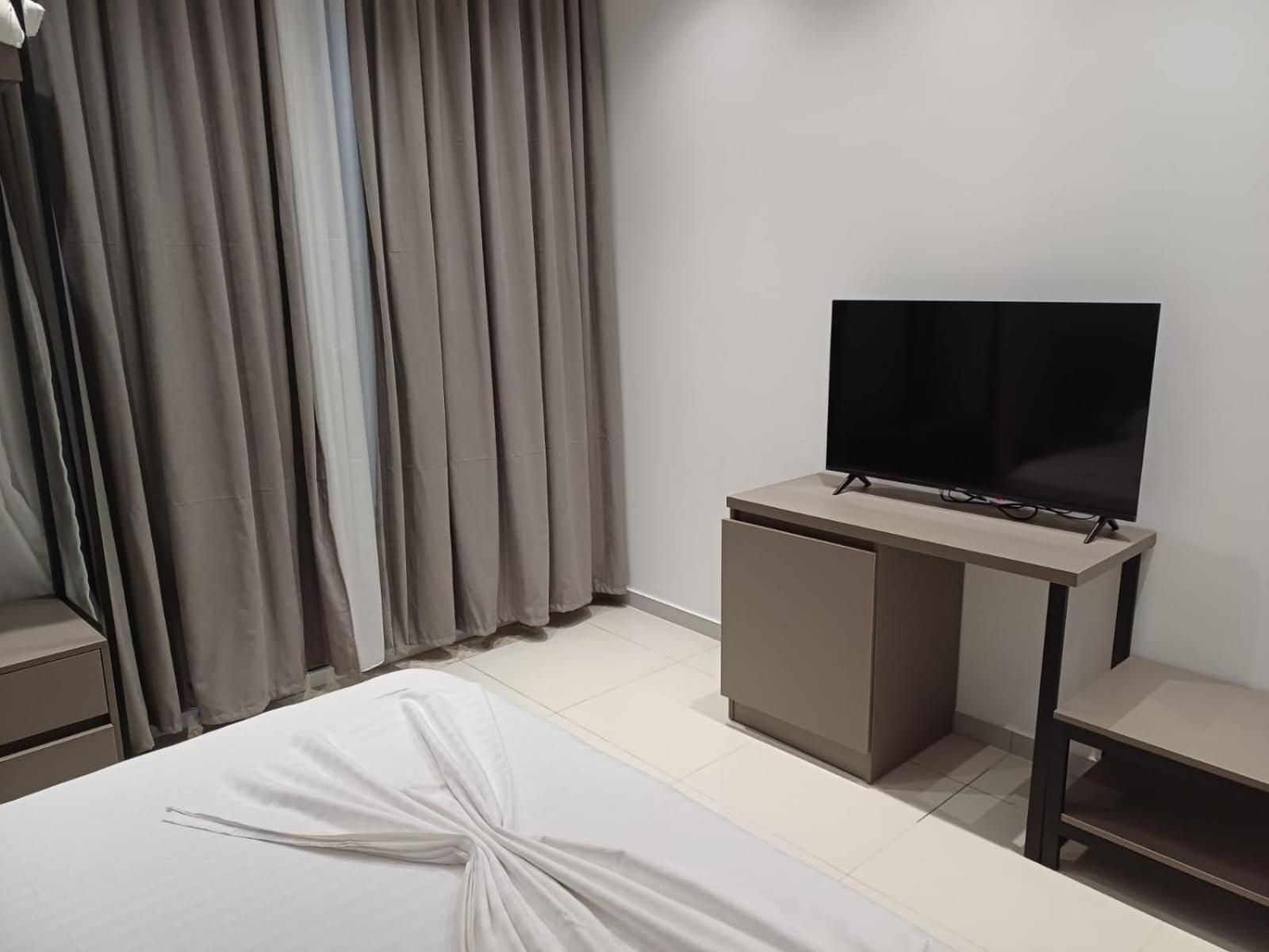 Summer Hotel Wlora